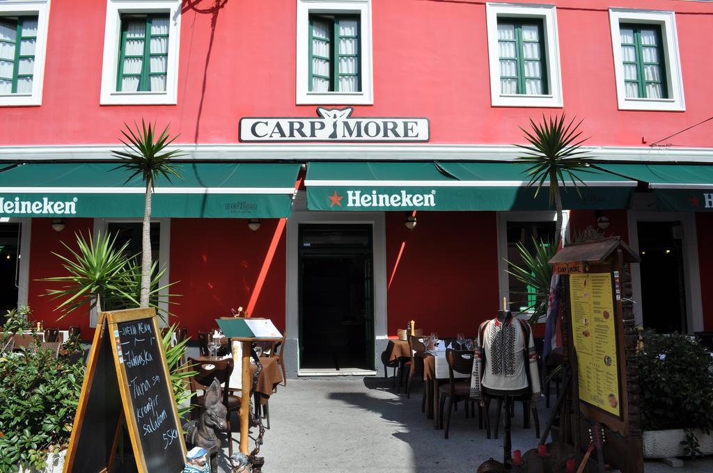 Hotel Carpymore Biograd Na Moru Buitenkant foto